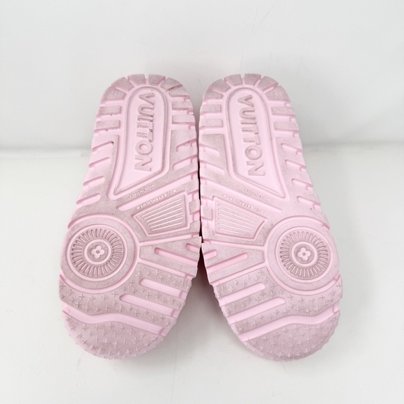 Louis Vuitton Trainer Maxi Sneaker - Picture 5 of 8